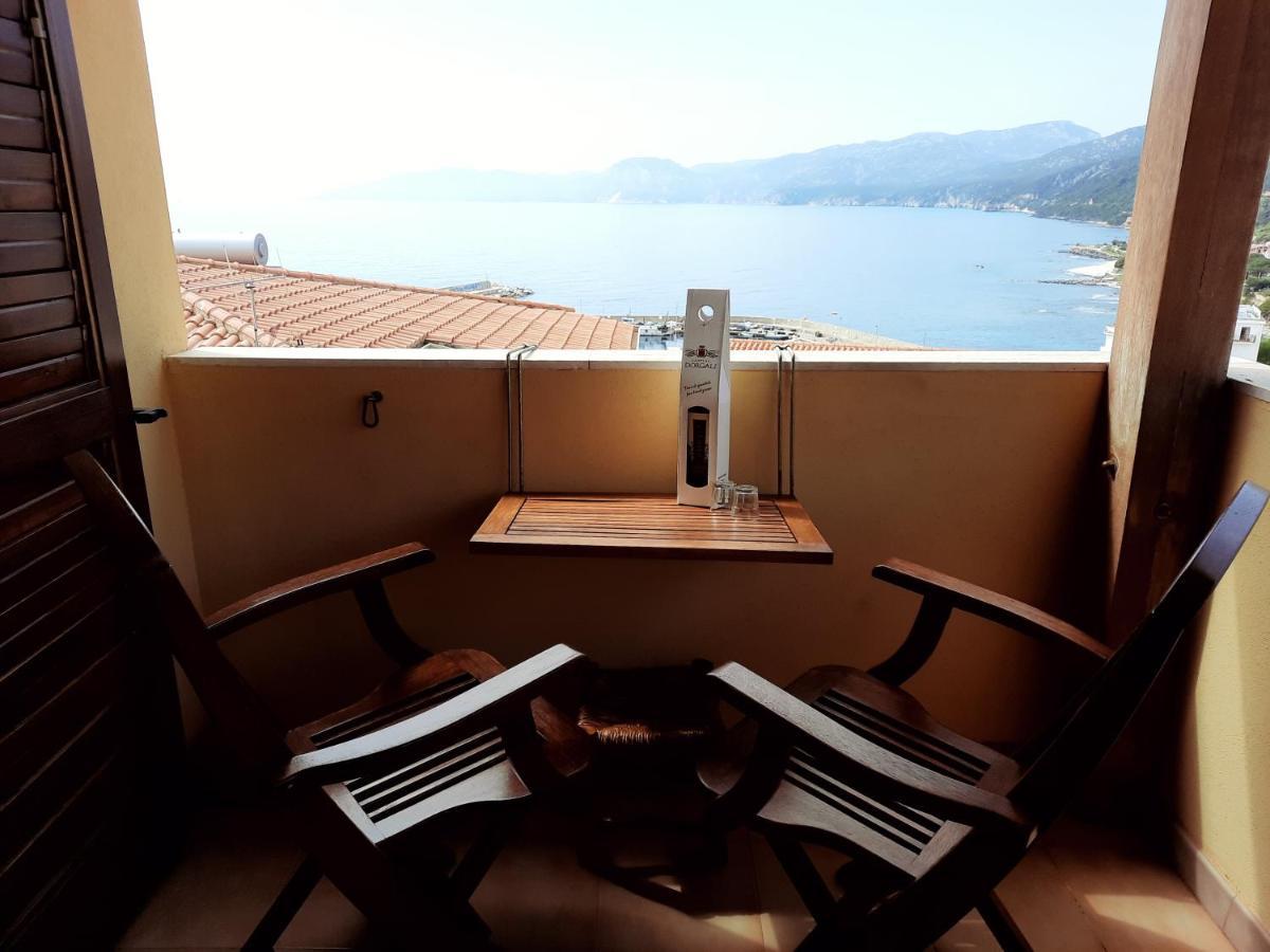 Bella Vista Lägenhet Cala Gonone Exteriör bild